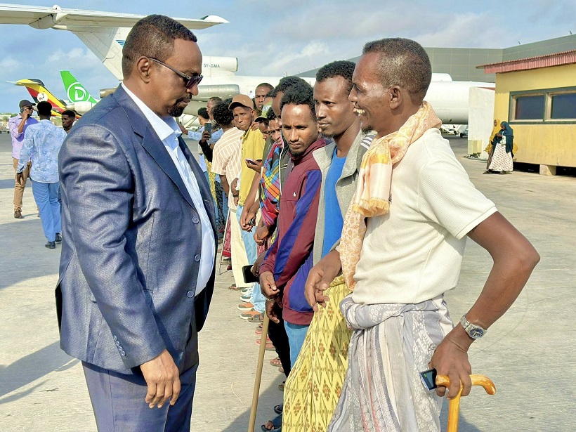 Macawiisleyda soo kabatay.jpg